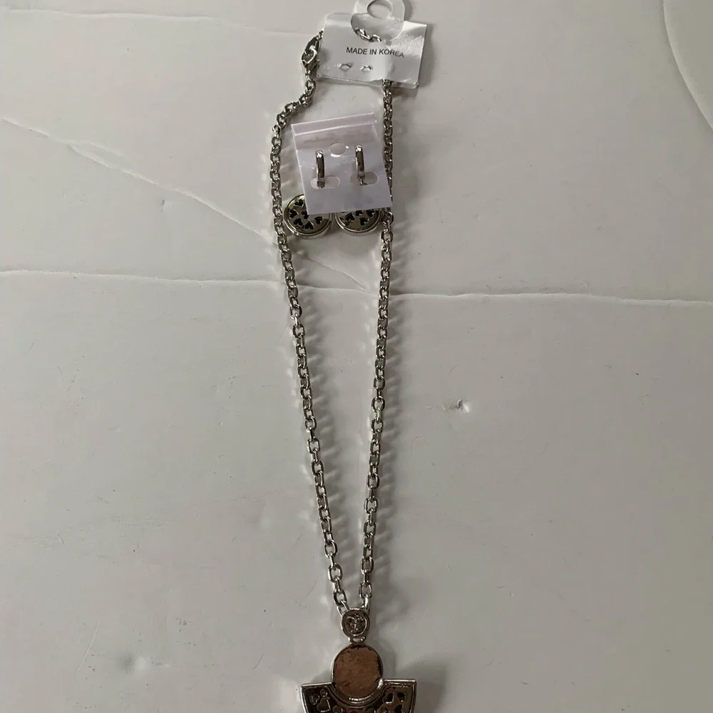 Women’s earrings and necklace Set. - Picture 6 of 6